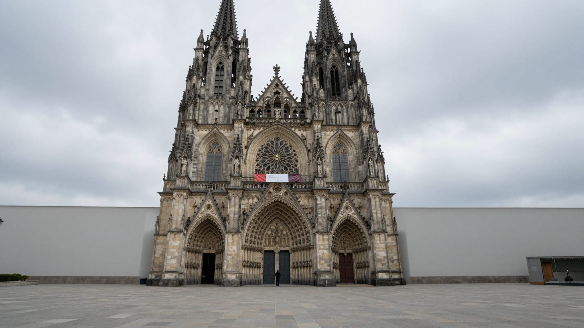Gratis in den Kölner Dom? Ein Politiker hat eine Idee