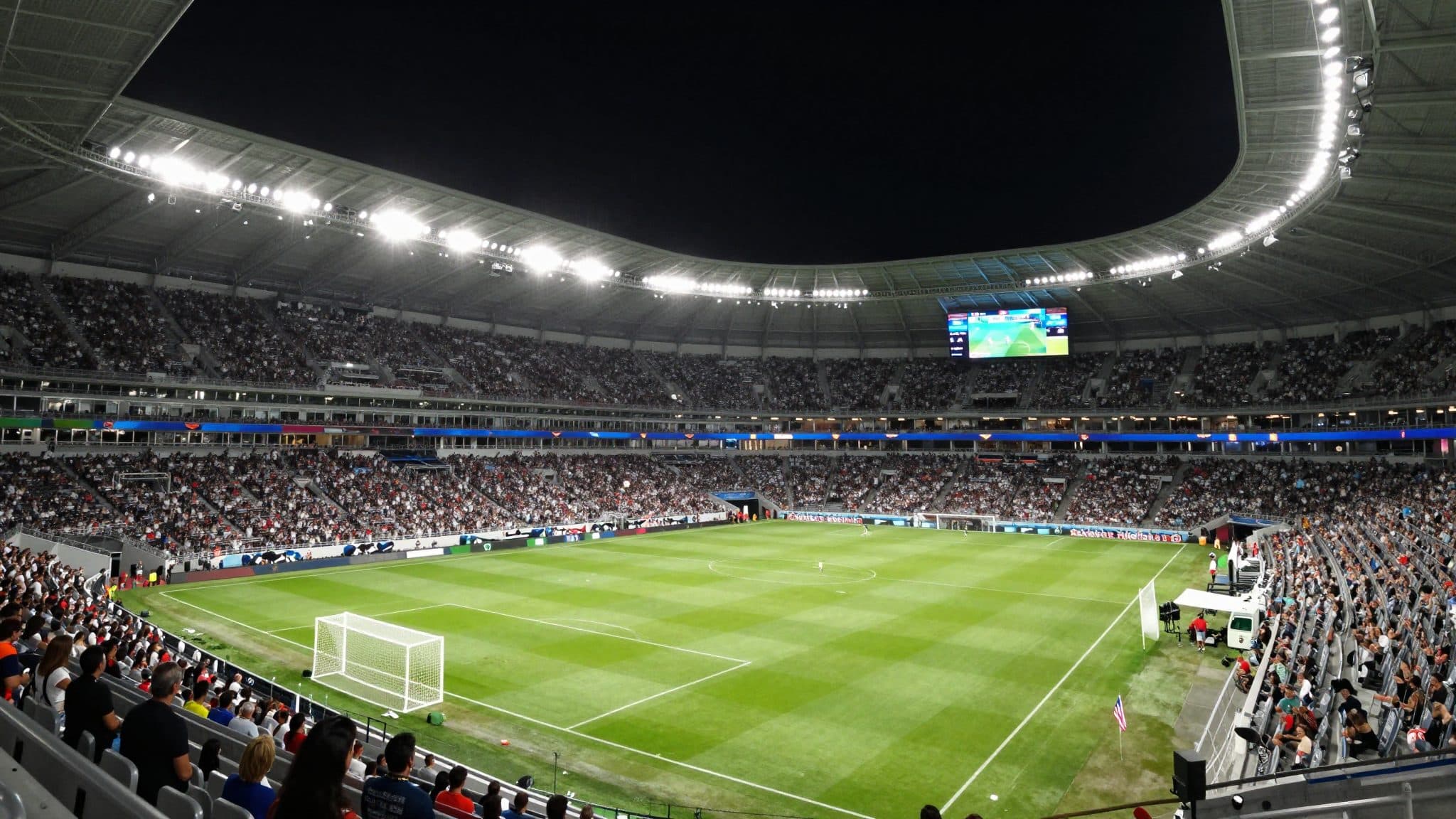 England schlägt Frankreich in einem WM-Spektakel mit 6:4