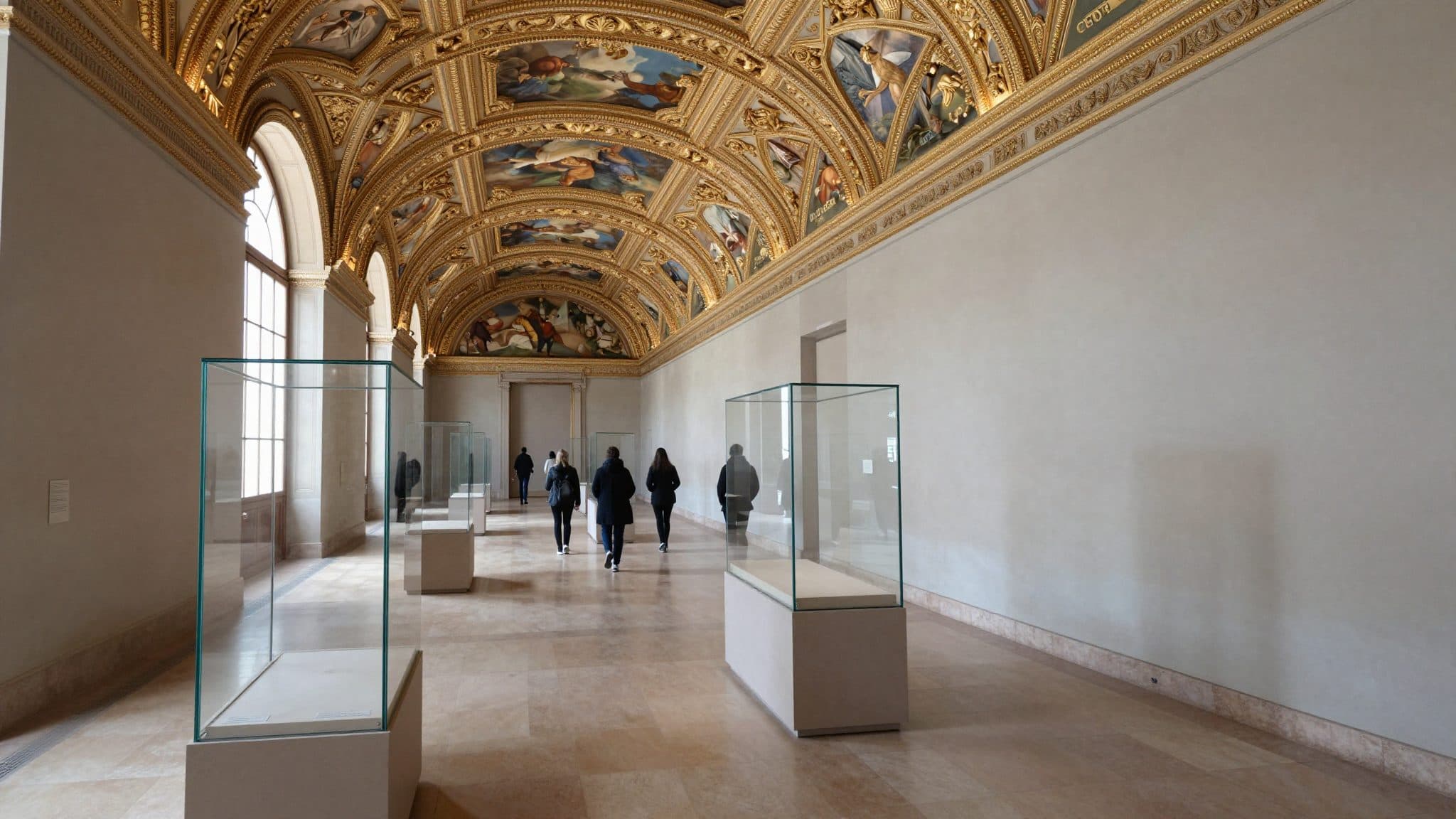 Louvre öffnet Apollo-Galerie wieder – aber ohne Kronjuwelen