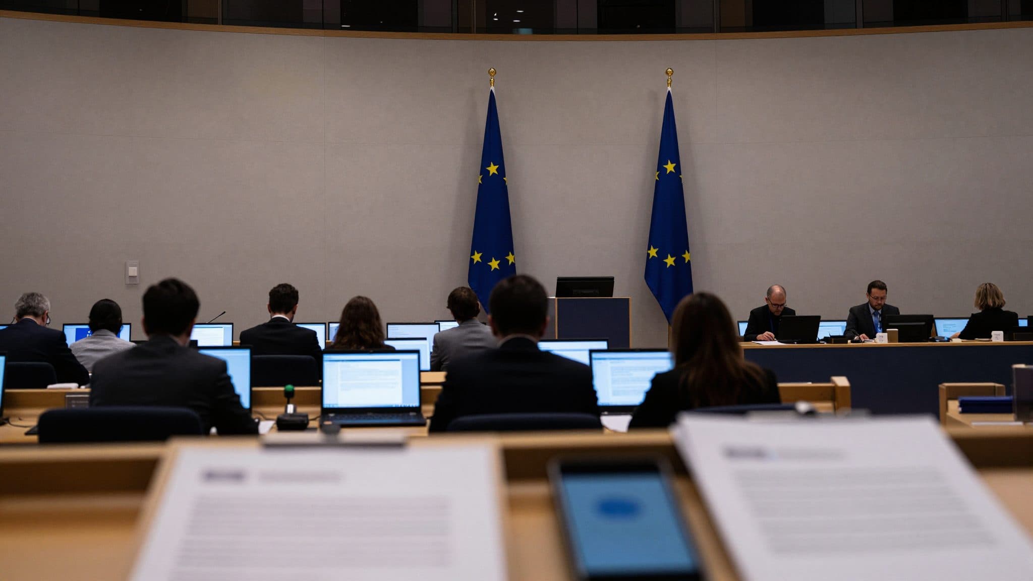 EU einigt sich vorerst: Messenger dürfen Chats wieder nach Missbrauchsbildern durchsuchen